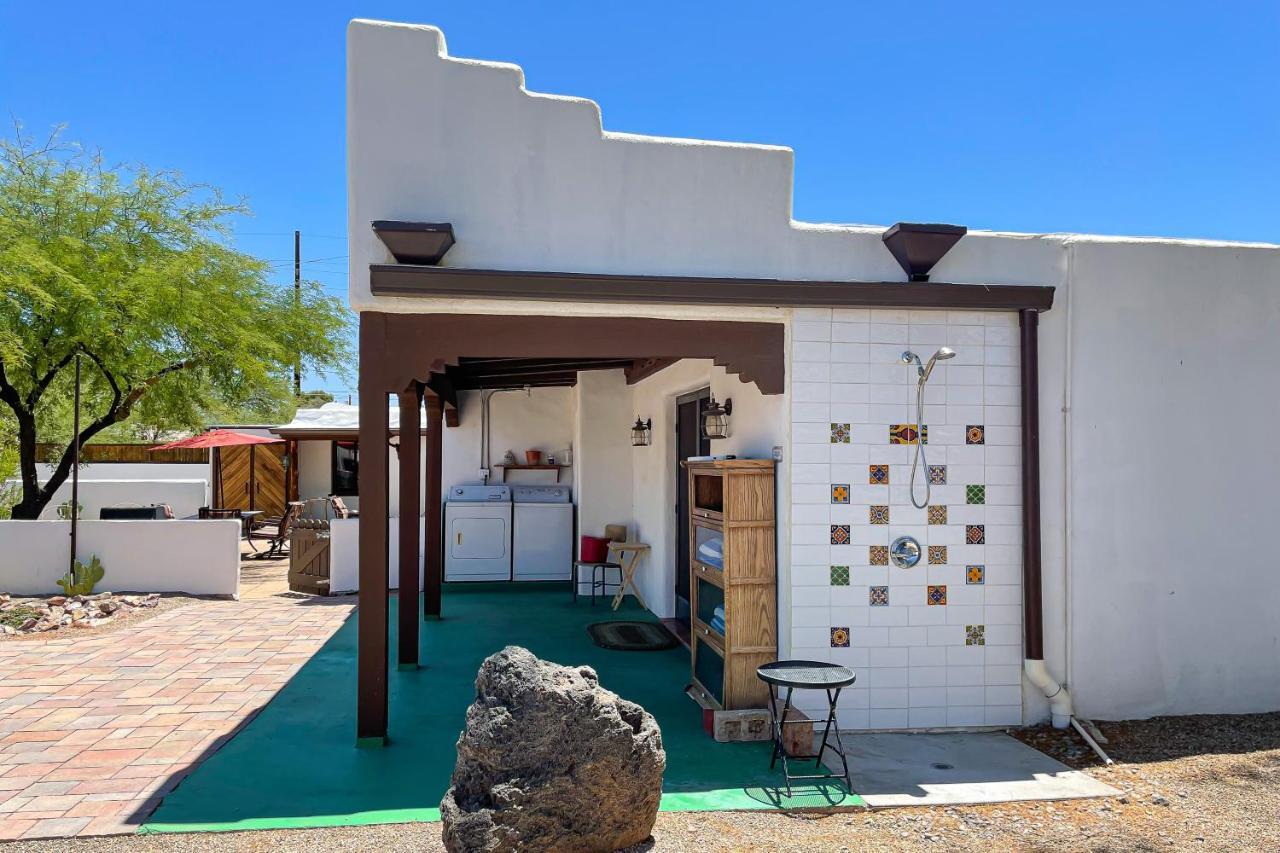 The Urban Ranch Villa Tucson Exterior photo