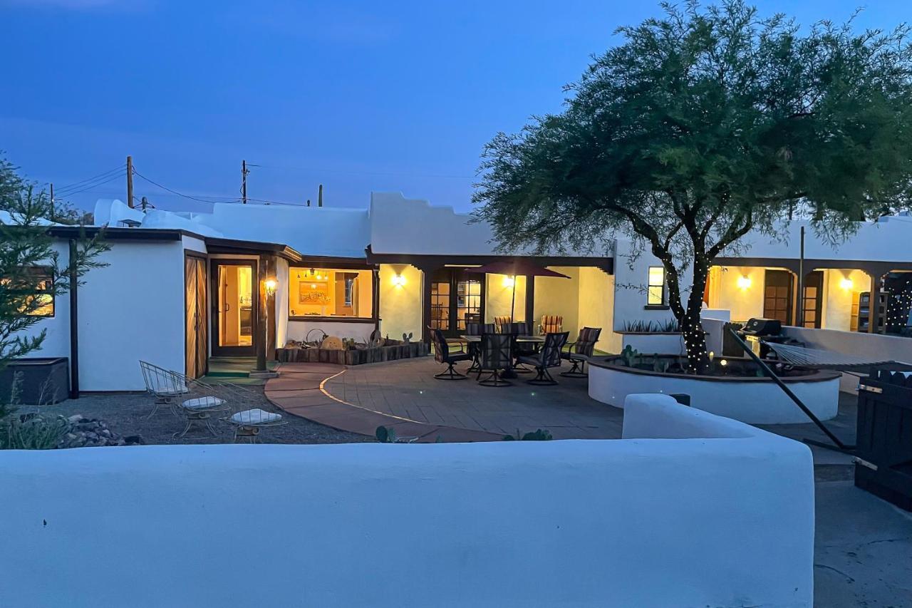 The Urban Ranch Villa Tucson Exterior photo